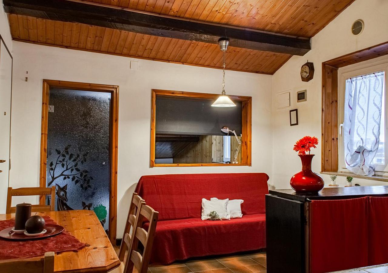 Ferienwohnung Il Rifugio A 3 Minuti Dai Traghetti Livorno Exterior foto